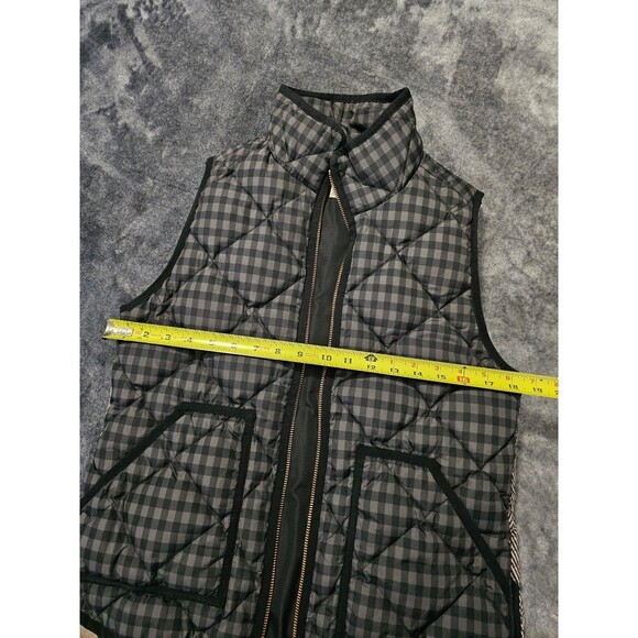 J Crew Grey and Black Checked Puff Vest - Picture 2 of 3